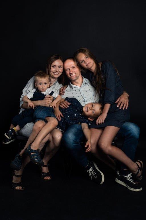 Aistė Ruzgienė su šeima