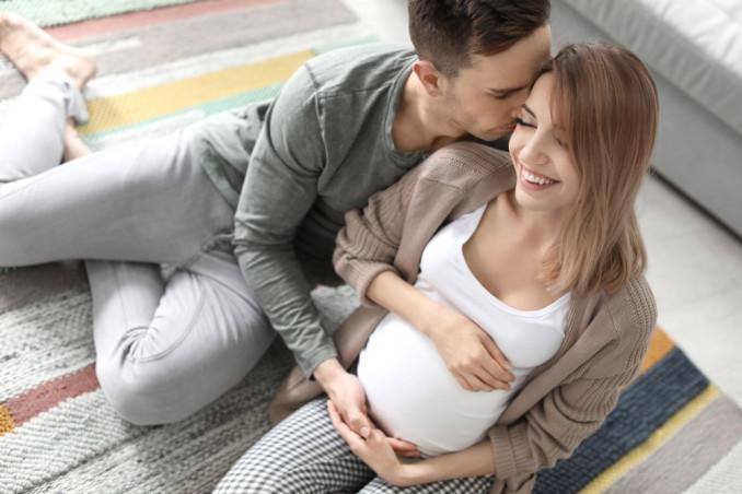 Vyrai nori būti tvirti lyg karžygiai, todėl svarbu jiems leisti tokiems ir būti. Kaip? Ogi leisti jiems veikti.