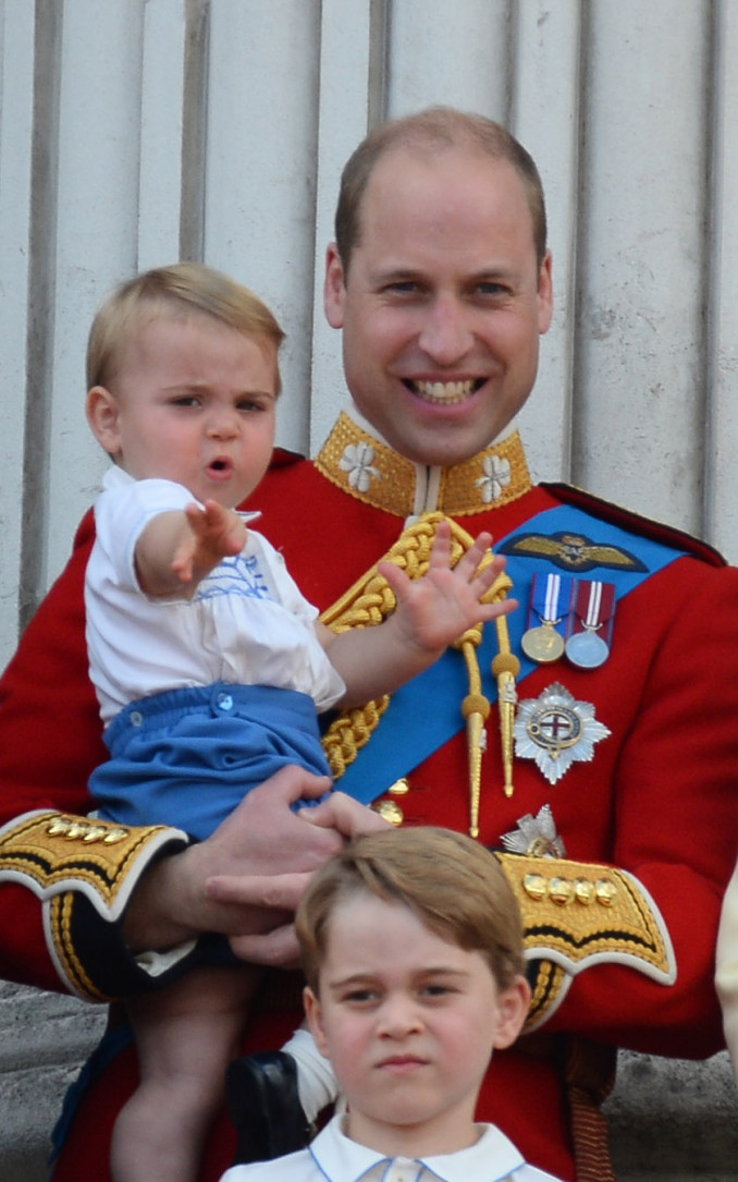 Princas Williamas su vyriausiuoju George ir mažiausiuoju Louis.